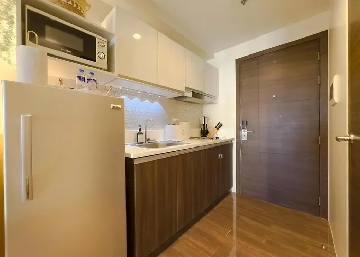 1br Makati, Air Residences M010 Manila