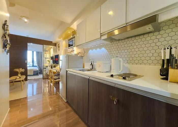 Apartment 1br Makati, Air Residences M010 Manila